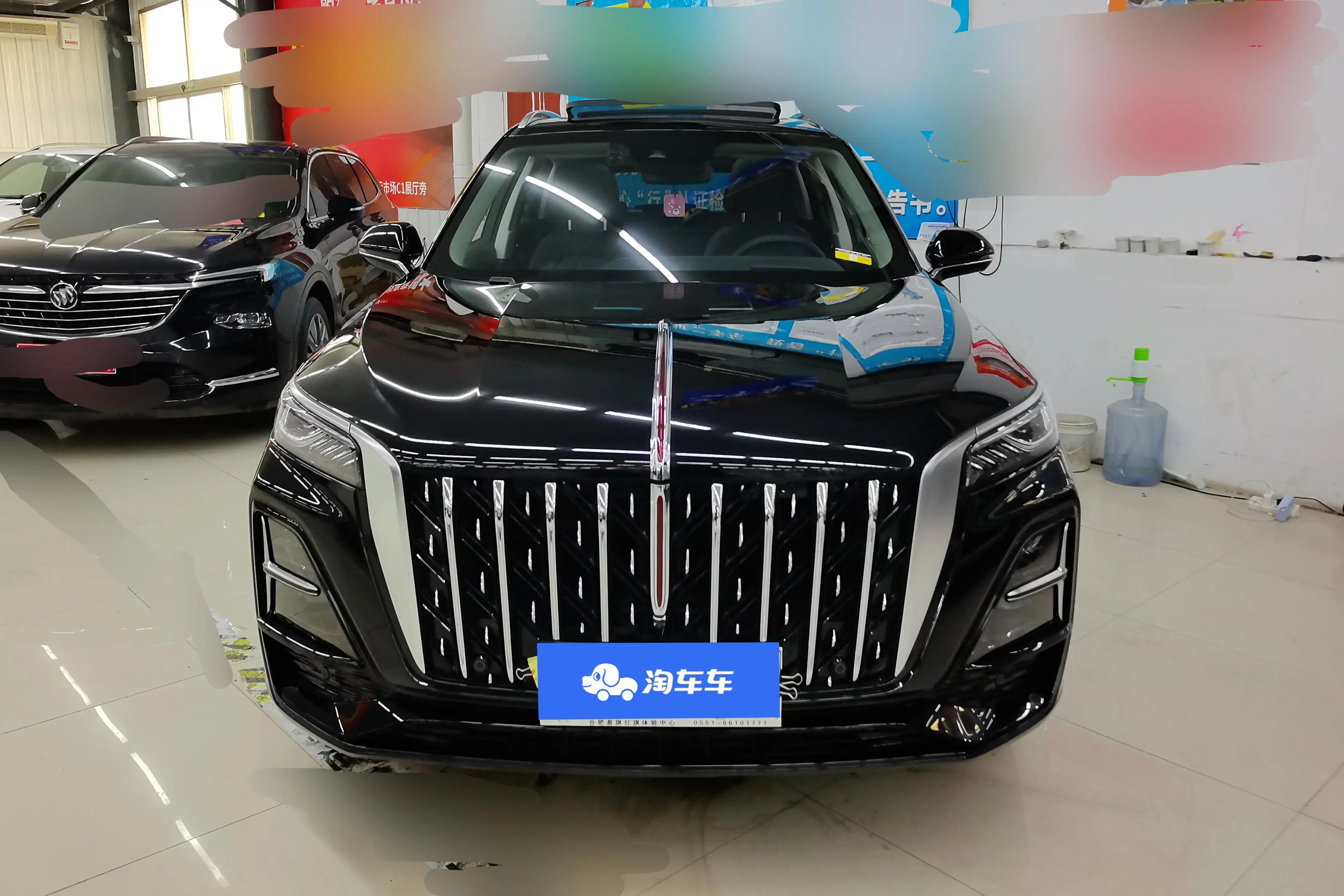 Hongqi HS5  из Китая