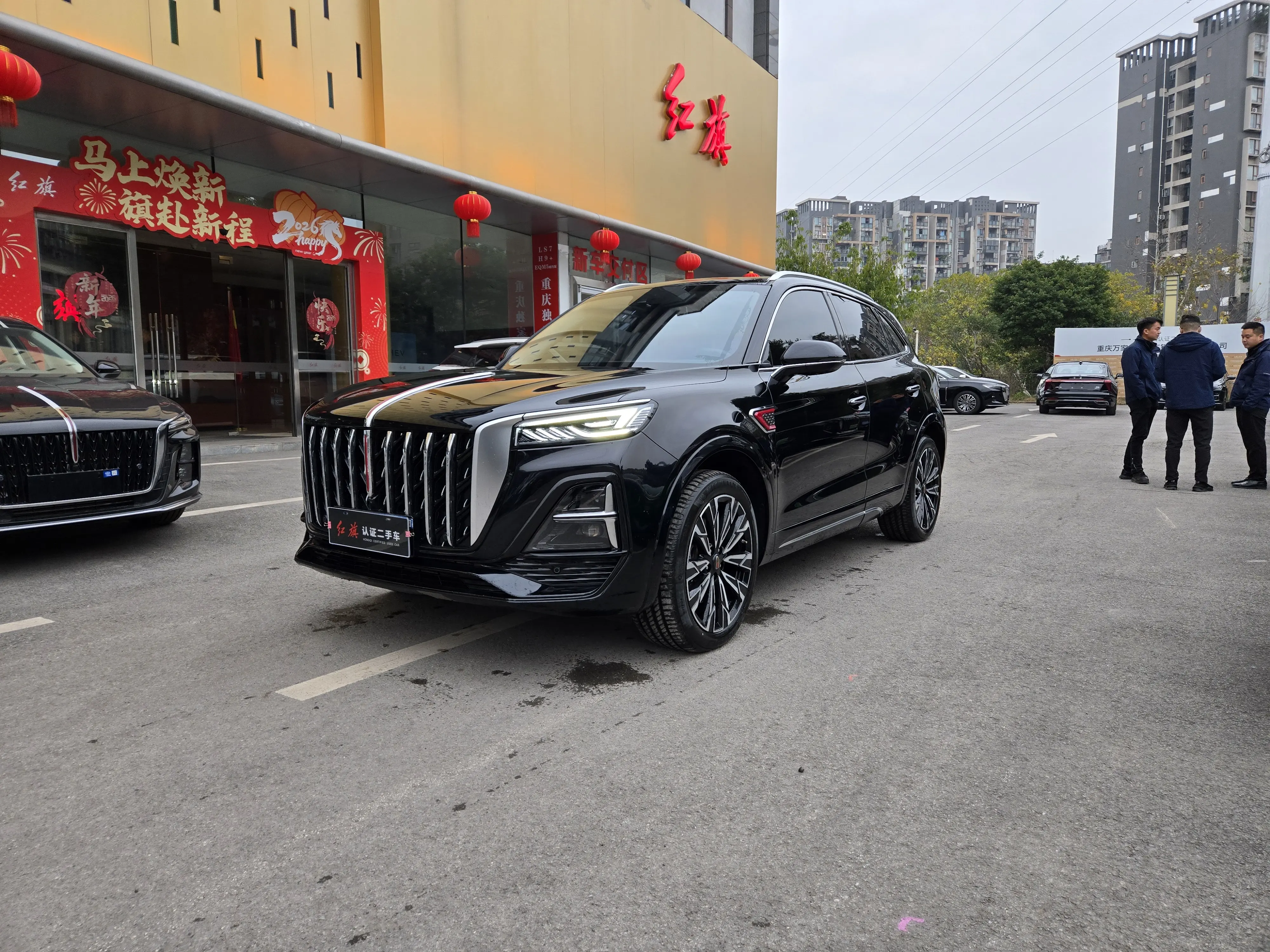 Hongqi HS5  из Китая