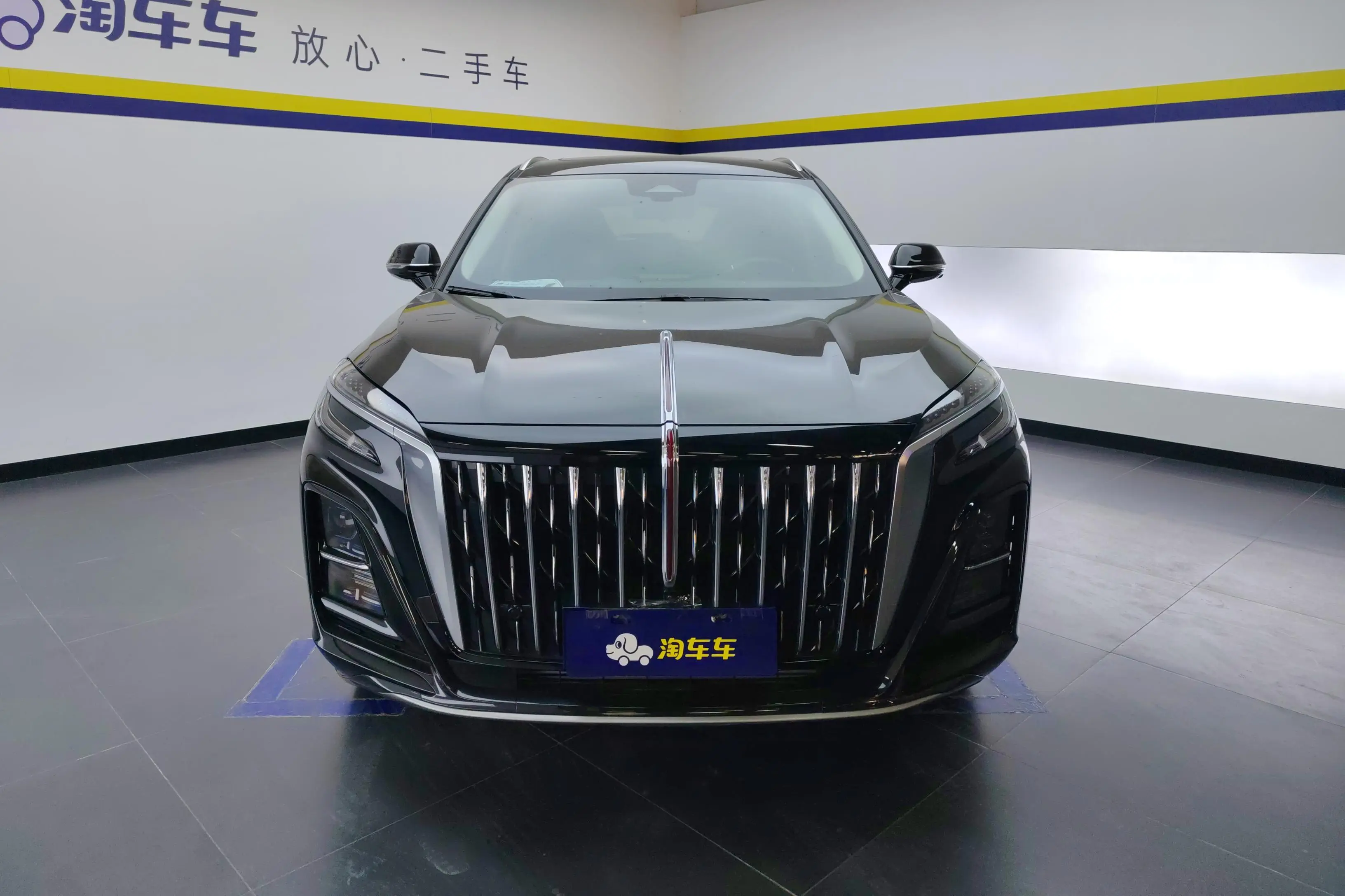 Hongqi HS3 PHEV  из Китая
