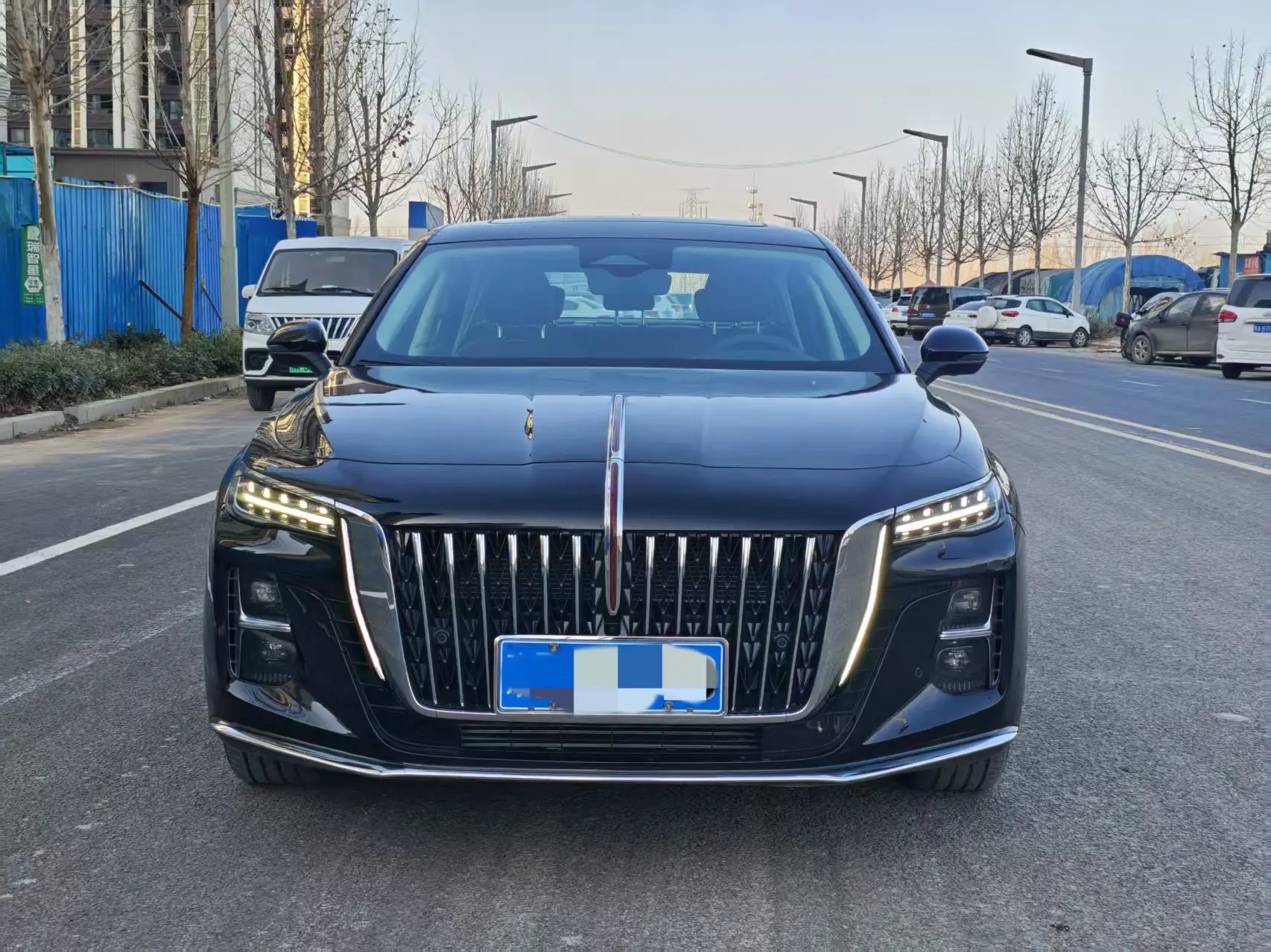 Hongqi H5  из Китая