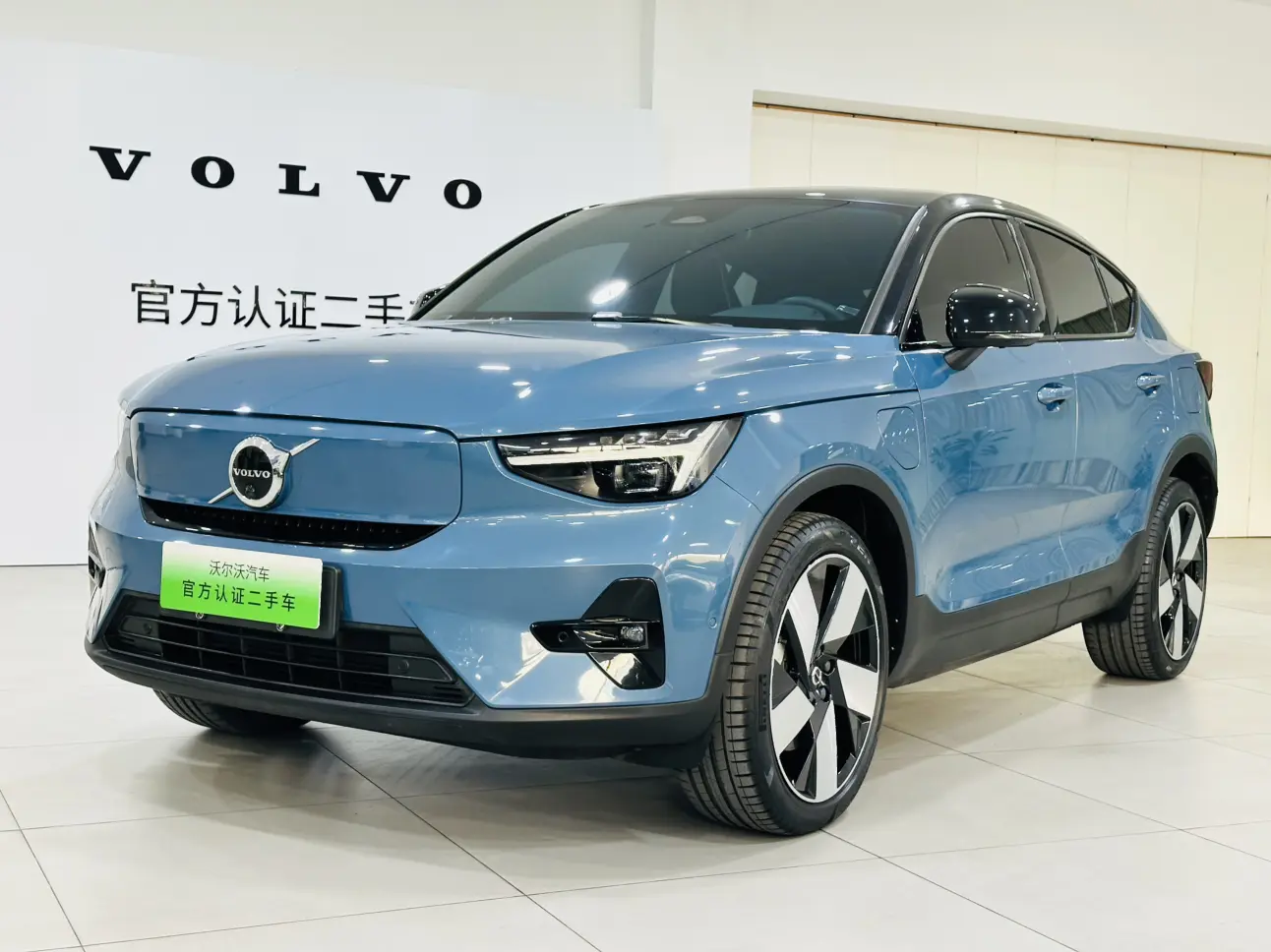 Volvo C40 EV  из Китая