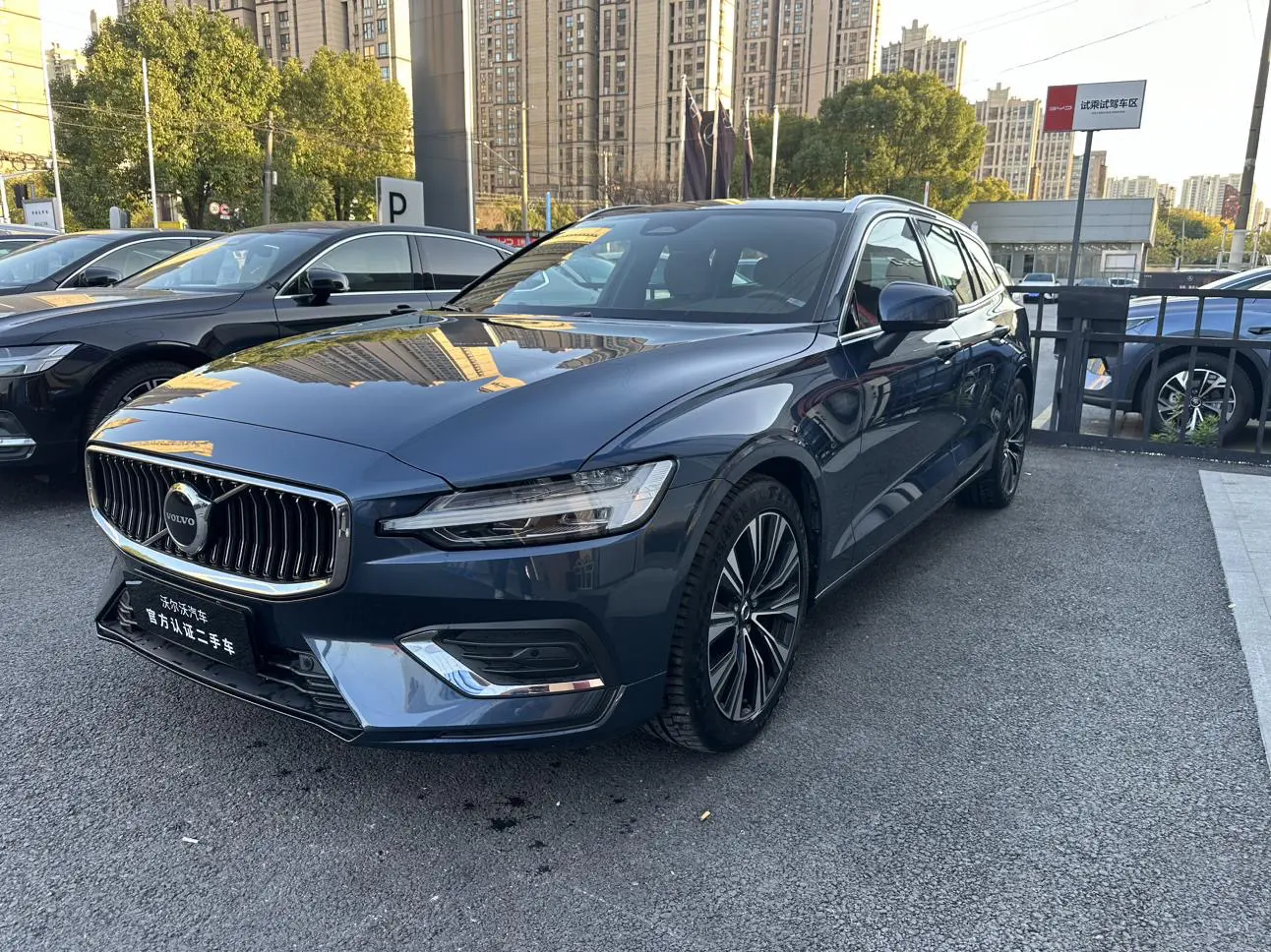 Volvo V60  из Китая
