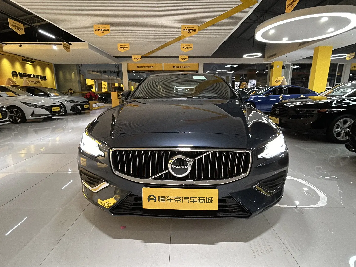 Volvo S60  из Китая