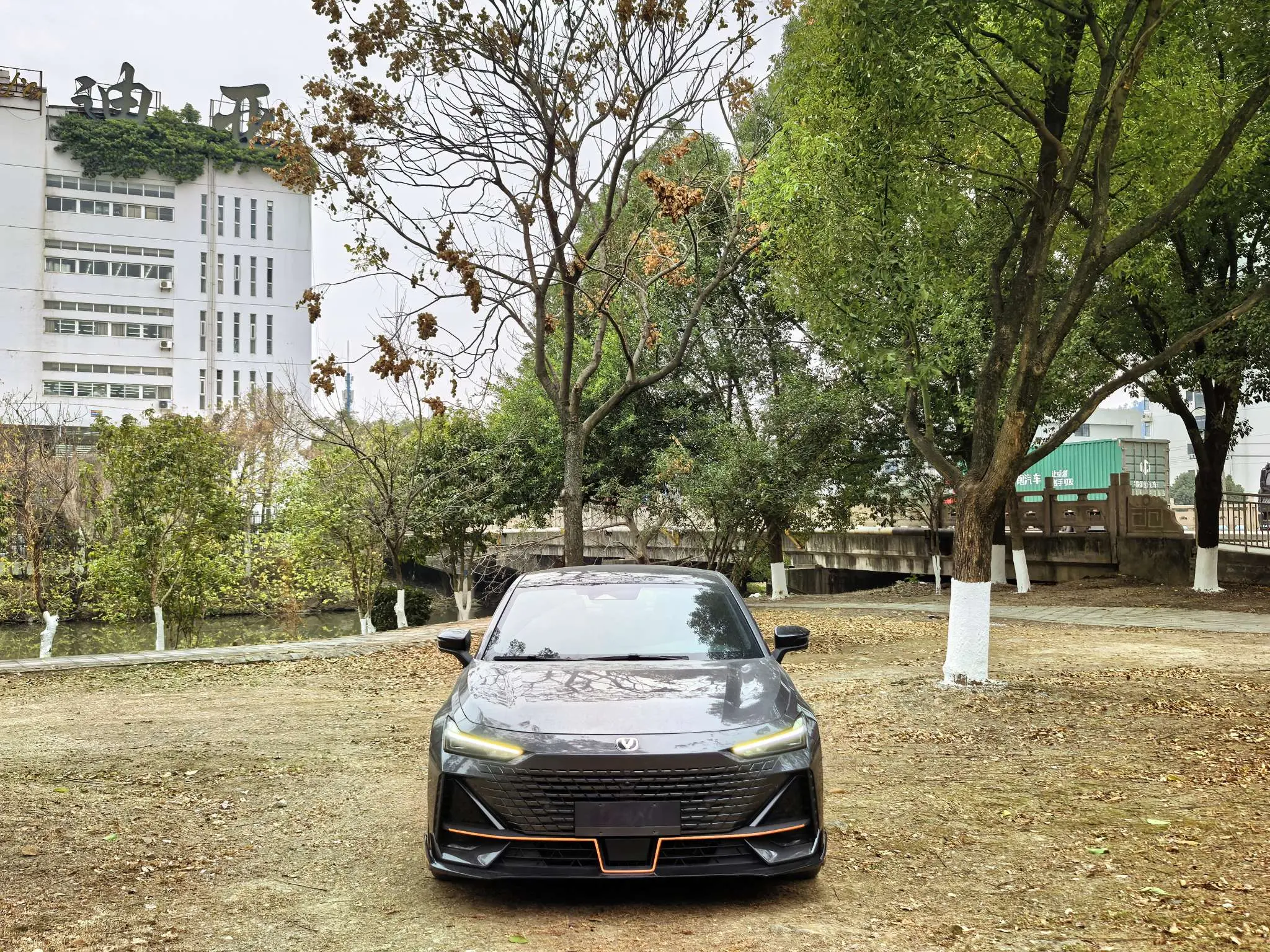 Changan UNI-V  из Китая