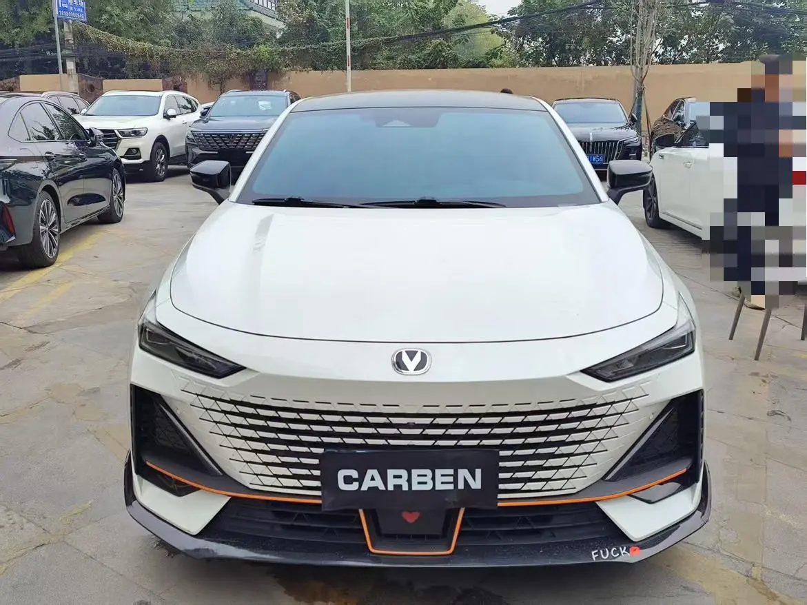 Changan UNI-V  из Китая