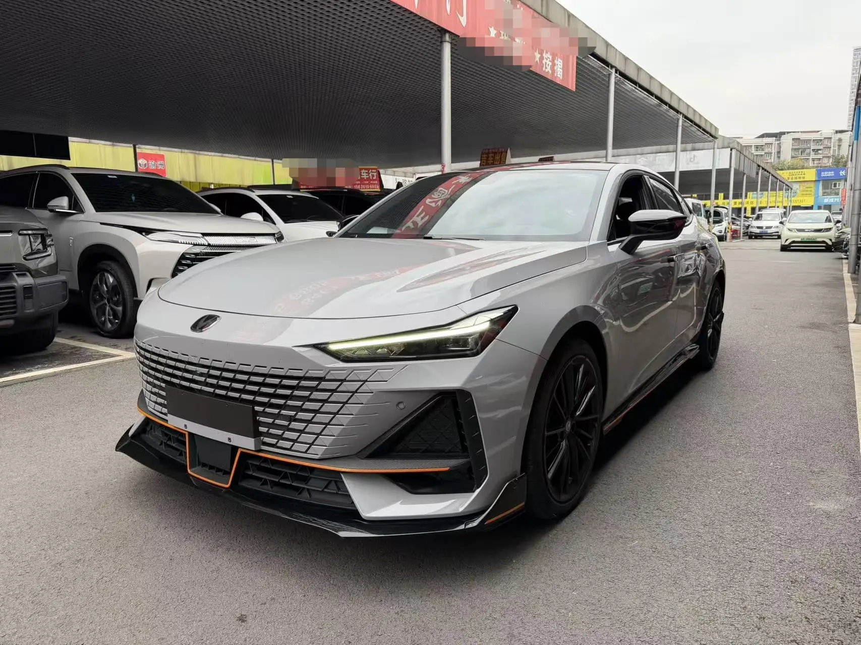 Changan UNI-V  из Китая