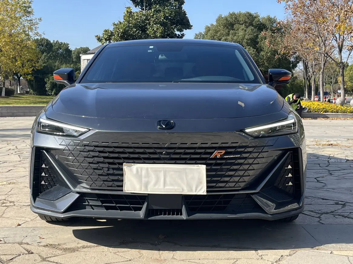 Changan UNI-V  из Китая