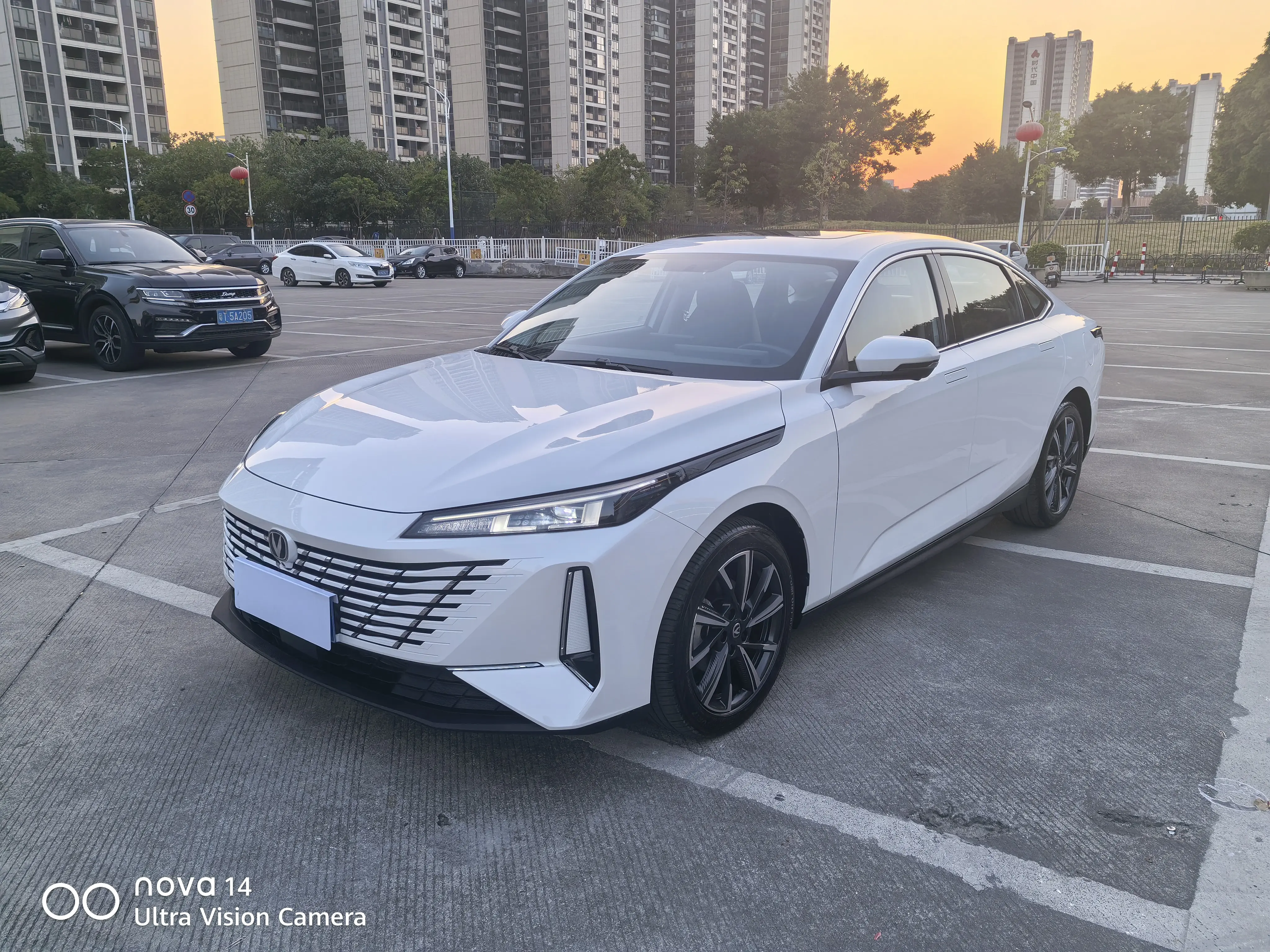 Changan Escape  из Китая