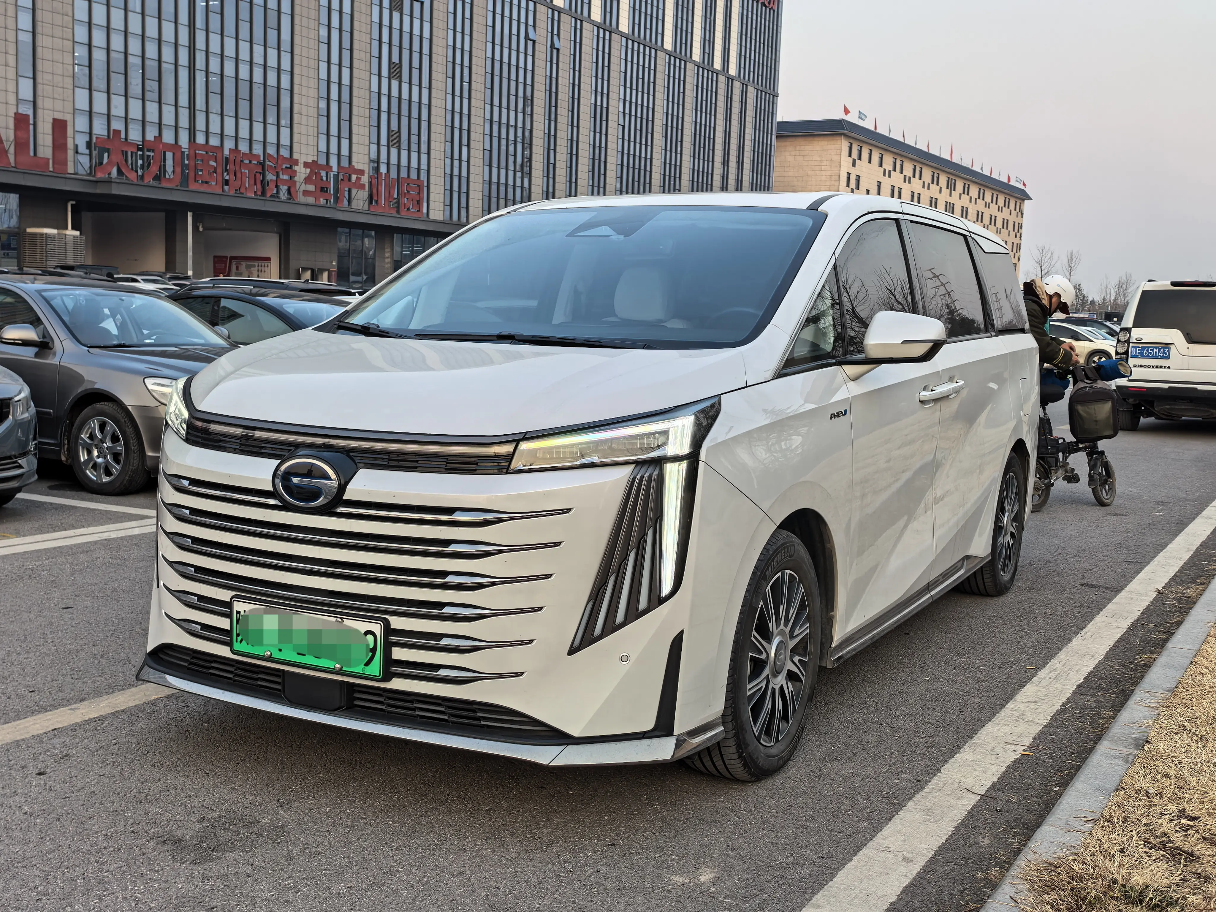 GAC Trumpchi E9 PHEV  из Китая