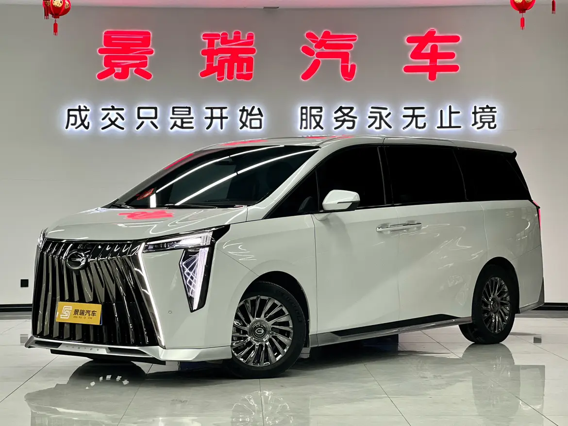 GAC Trumpchi M8  из Китая