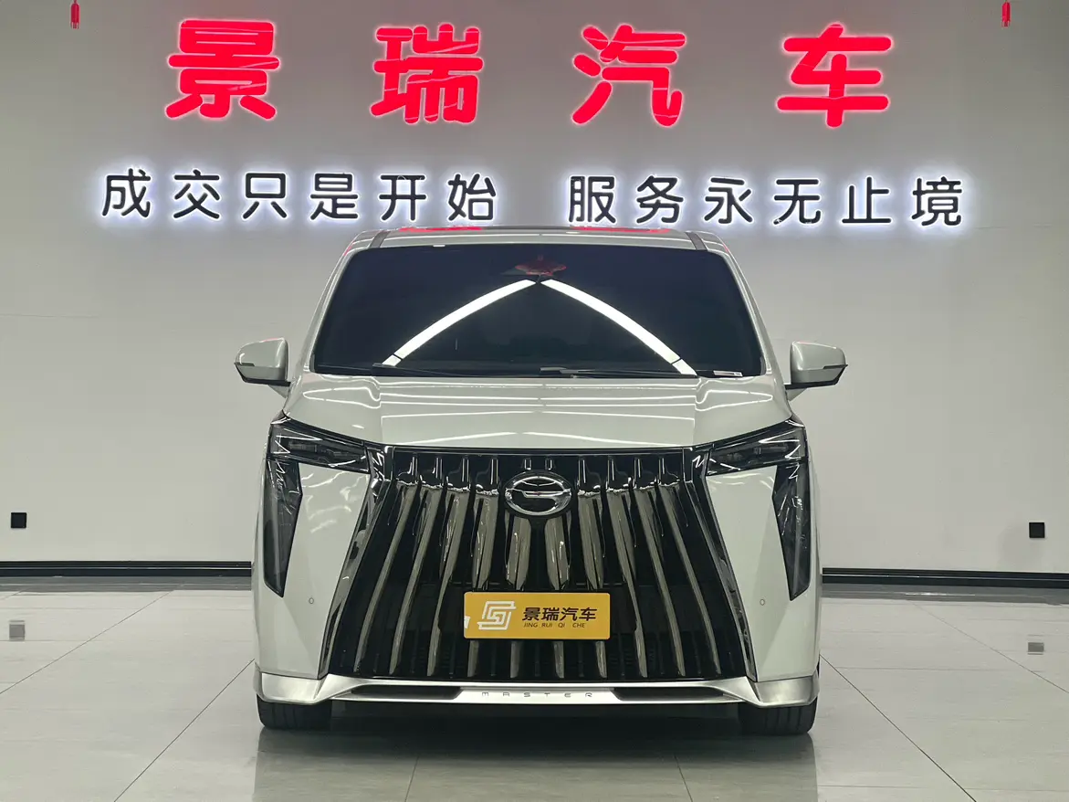 GAC Trumpchi M8  из Китая