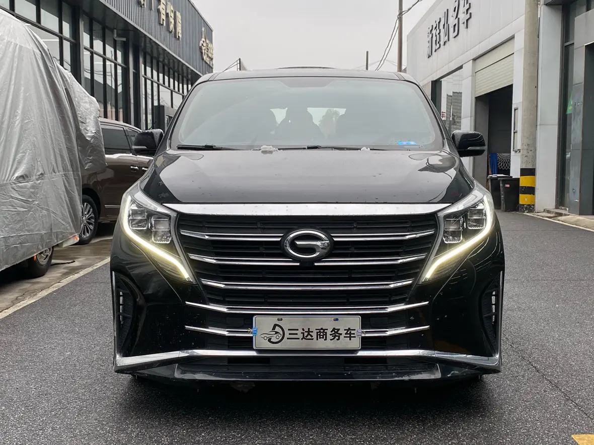 GAC Trumpchi M8  из Китая