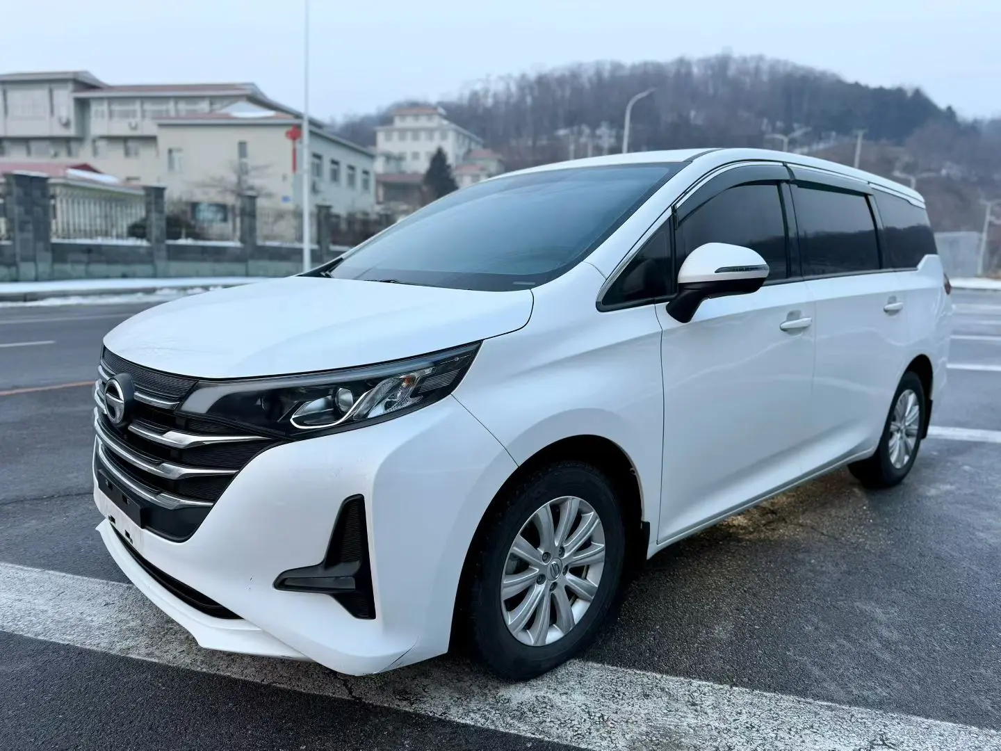 GAC Trumpchi M6  из Китая