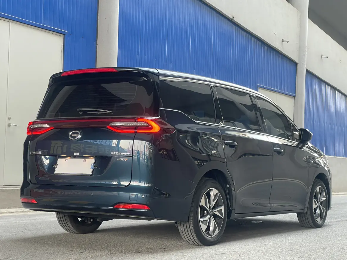 GAC Trumpchi M6  из Китая