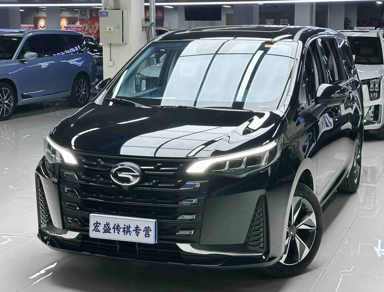 GAC Trumpchi M6  из Китая