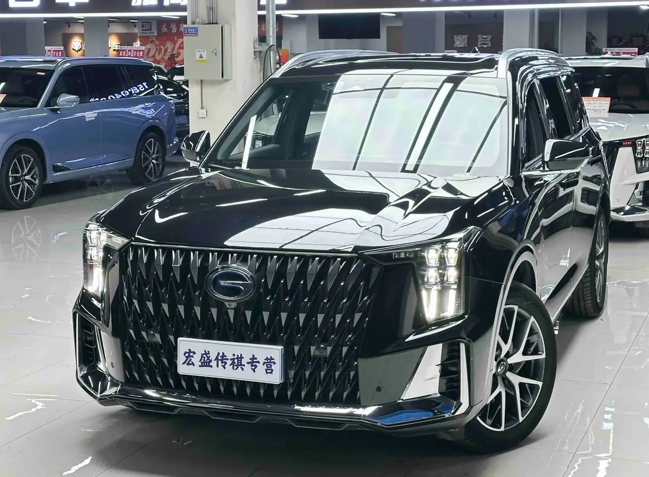 GAC Trumpchi GS8  из Китая