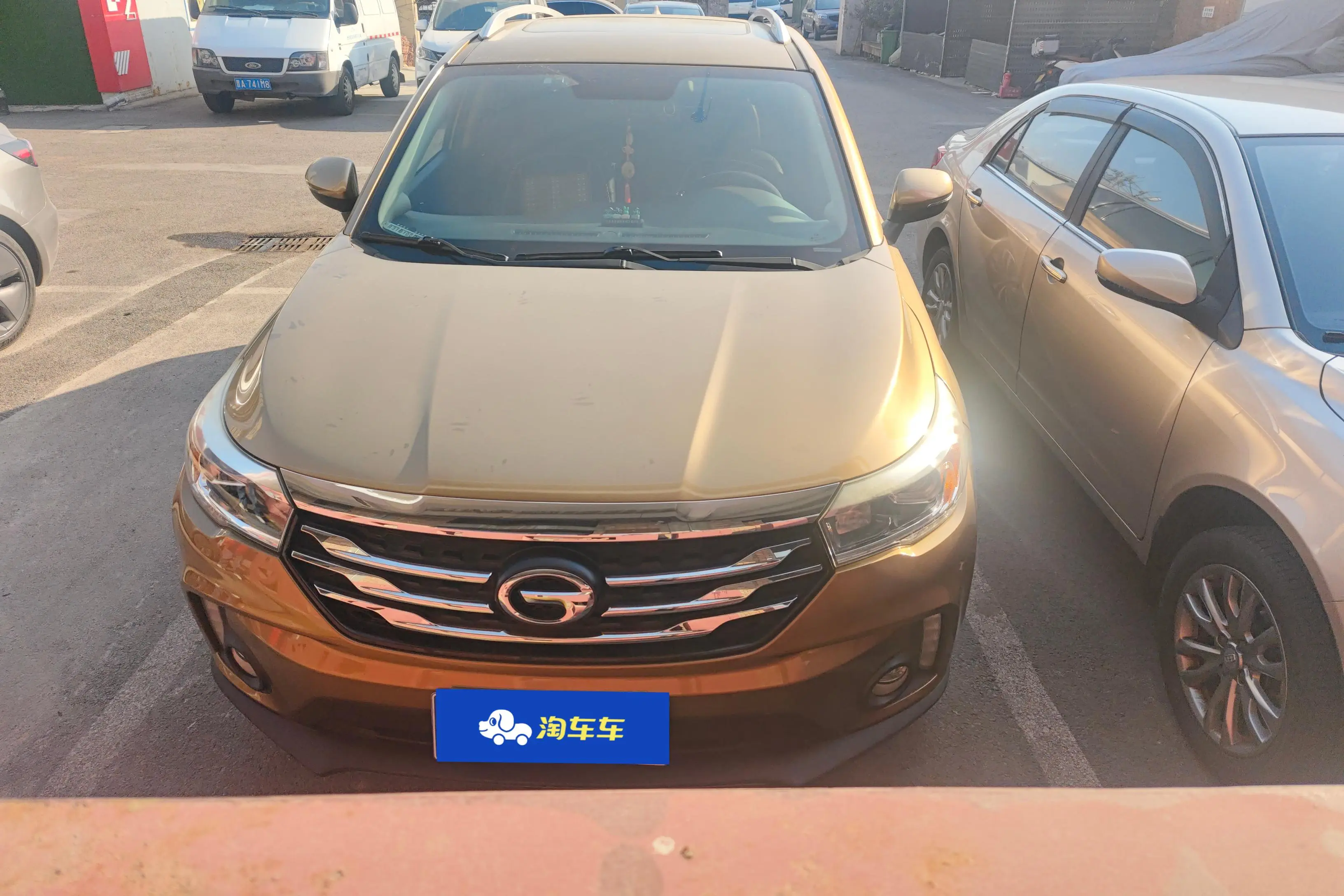 GAC Trumpchi GS4  из Китая