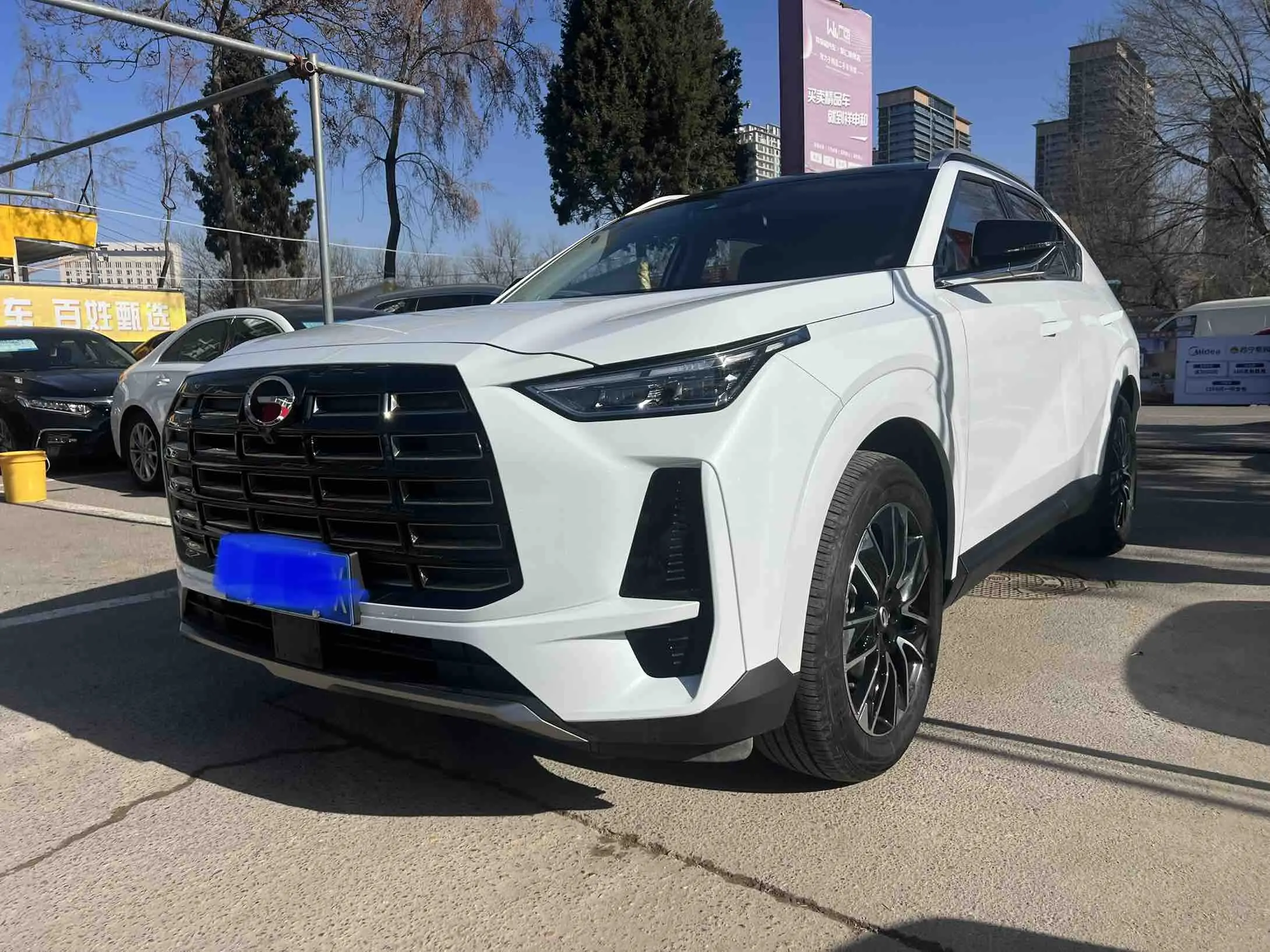 GAC Trumpchi GS4  из Китая