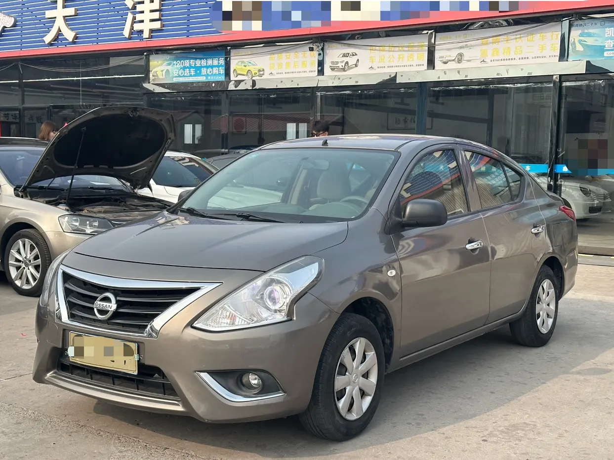 Nissan Sunlight  из Китая