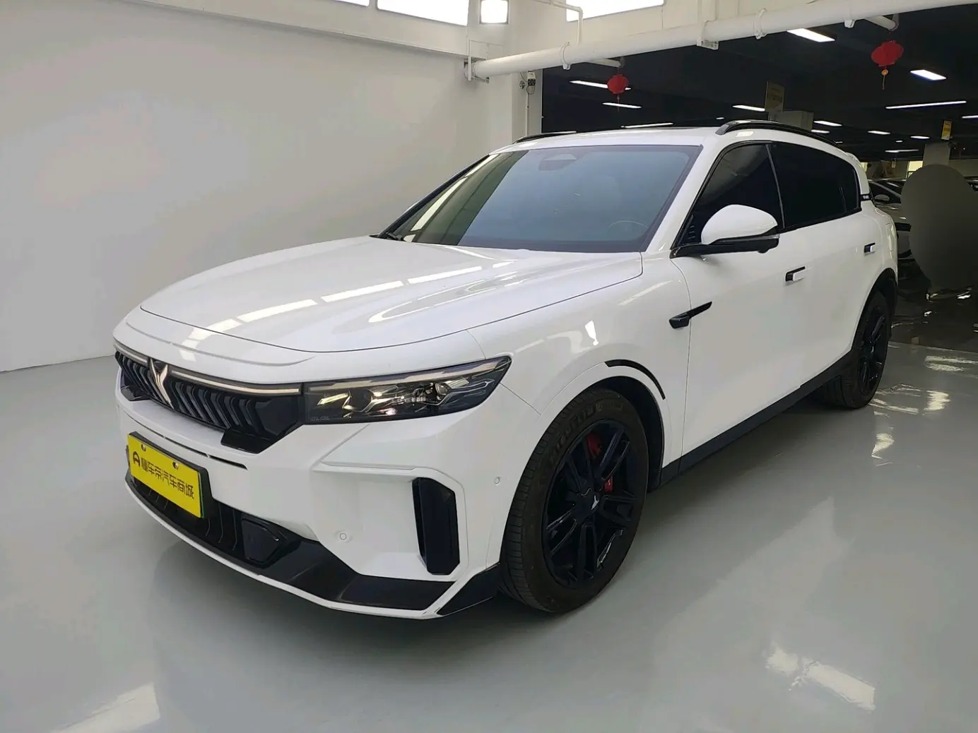 Voyah Lantu FREE  из Китая