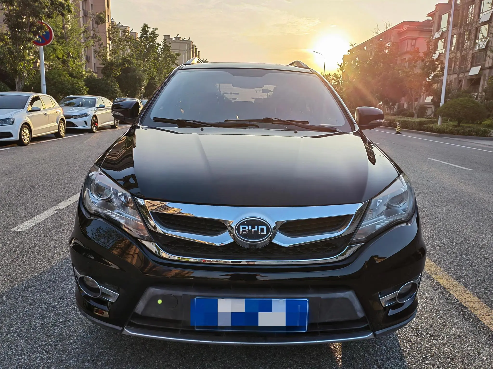 BYD S7  из Китая