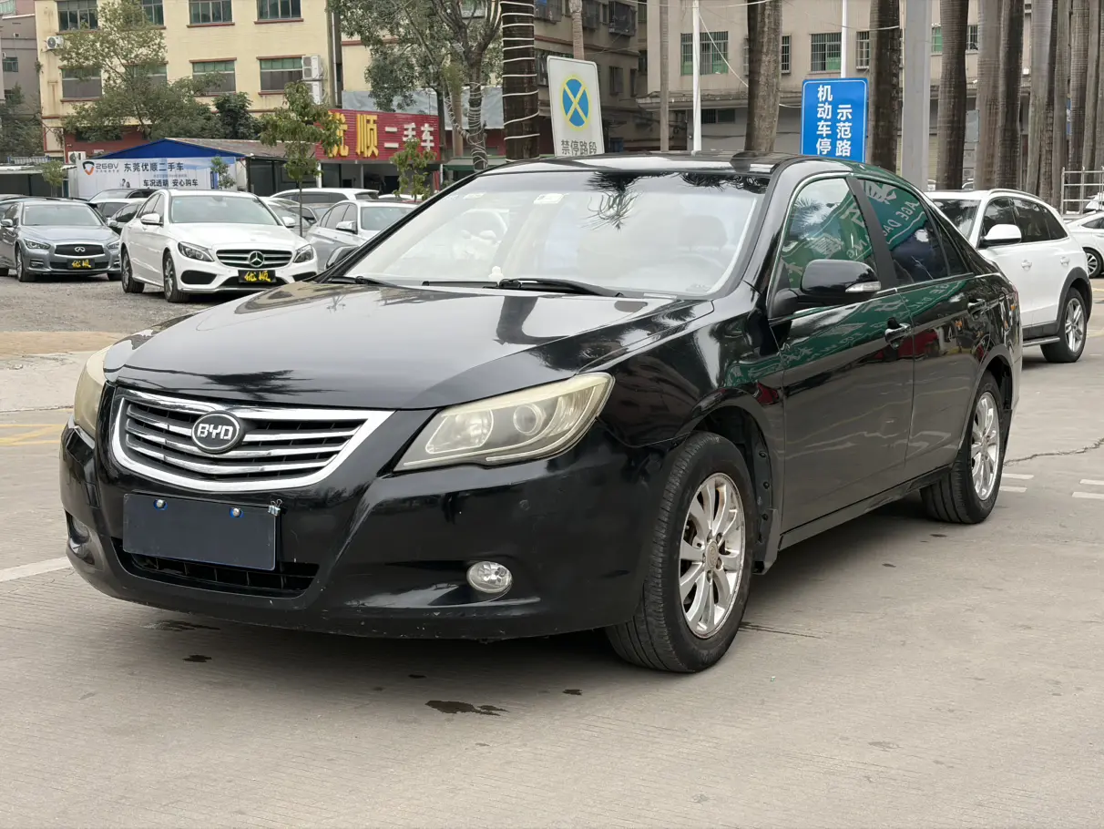 BYD G6  из Китая