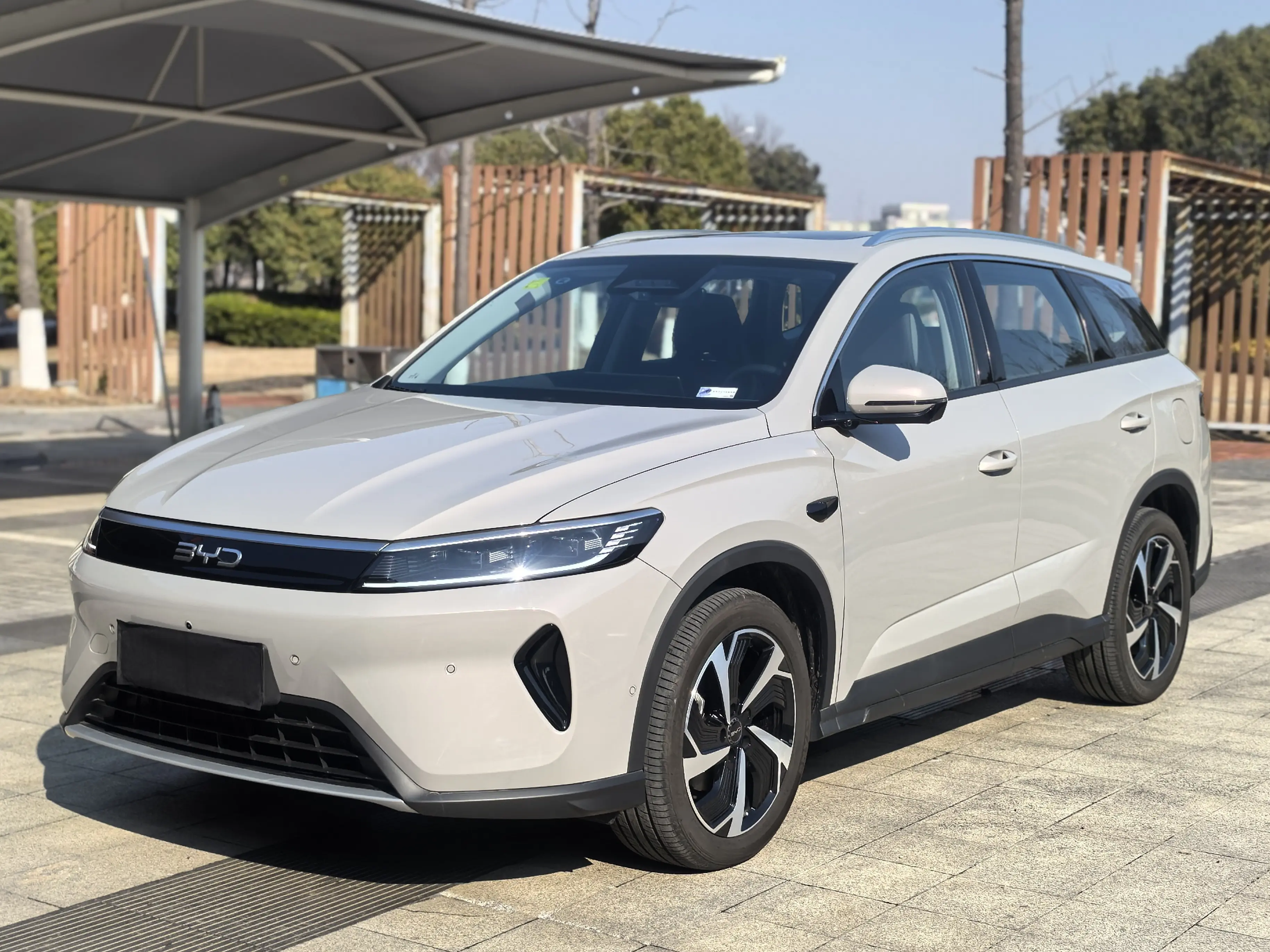 BYD Sea Lion 05DM  из Китая