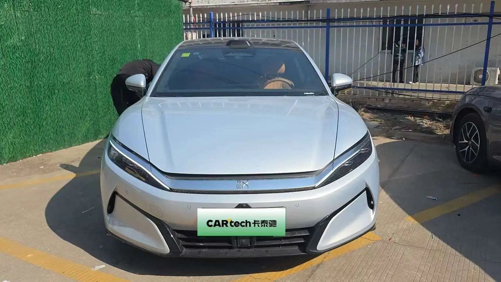 BYD Han L EV  из Китая