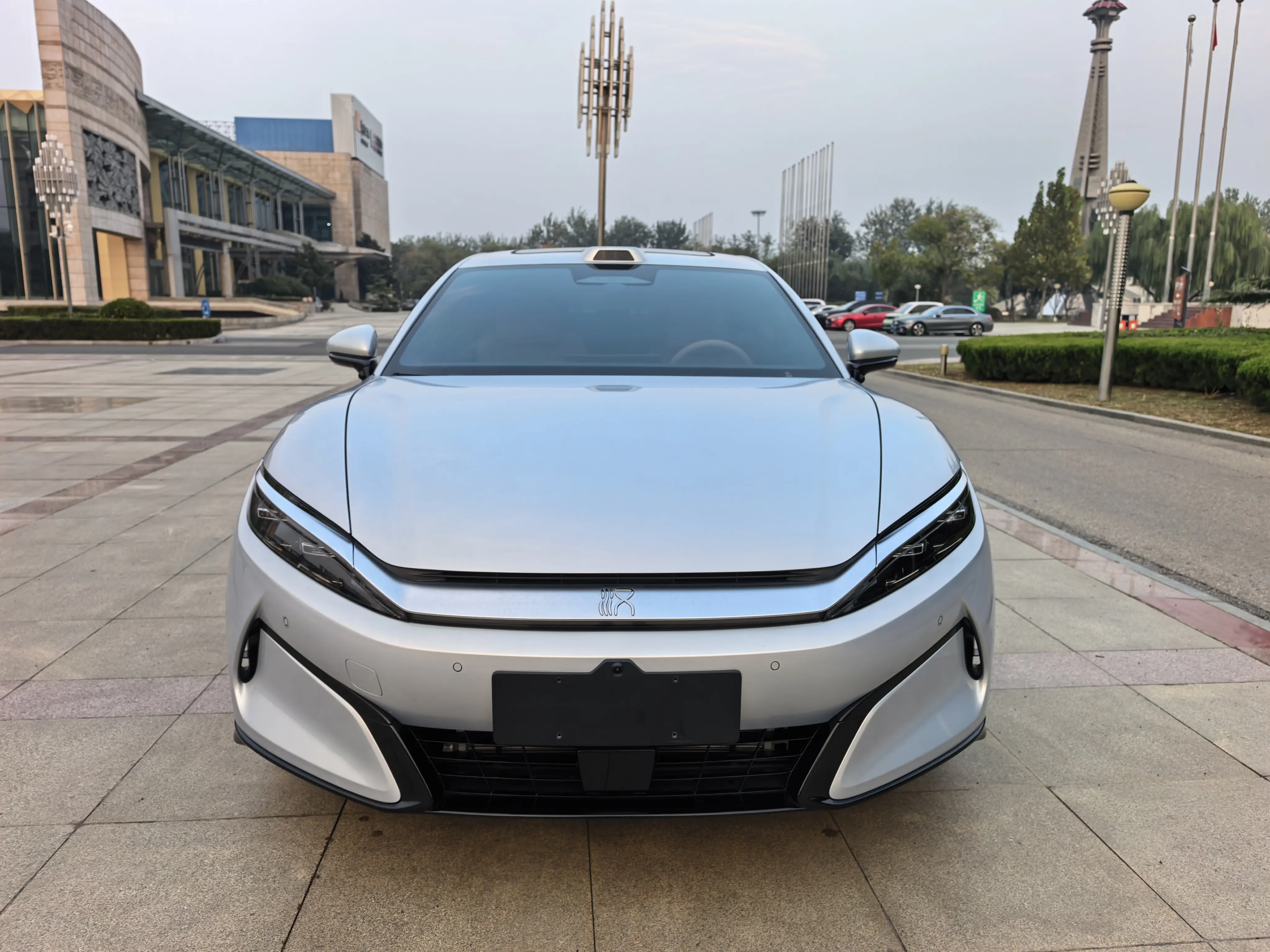 BYD Han L DM  из Китая