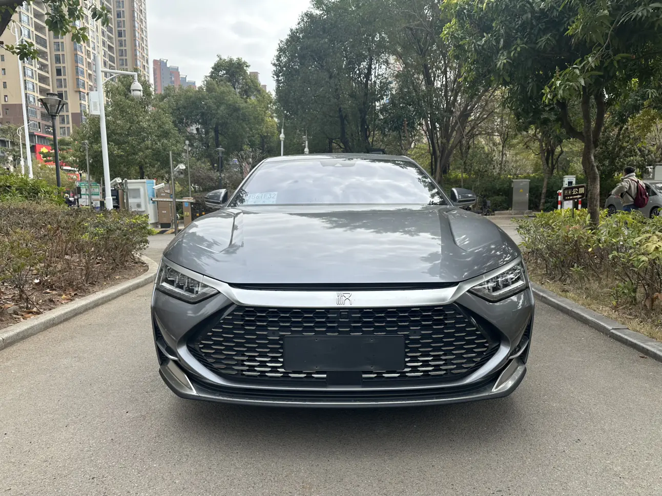 BYD HAN DM  из Китая