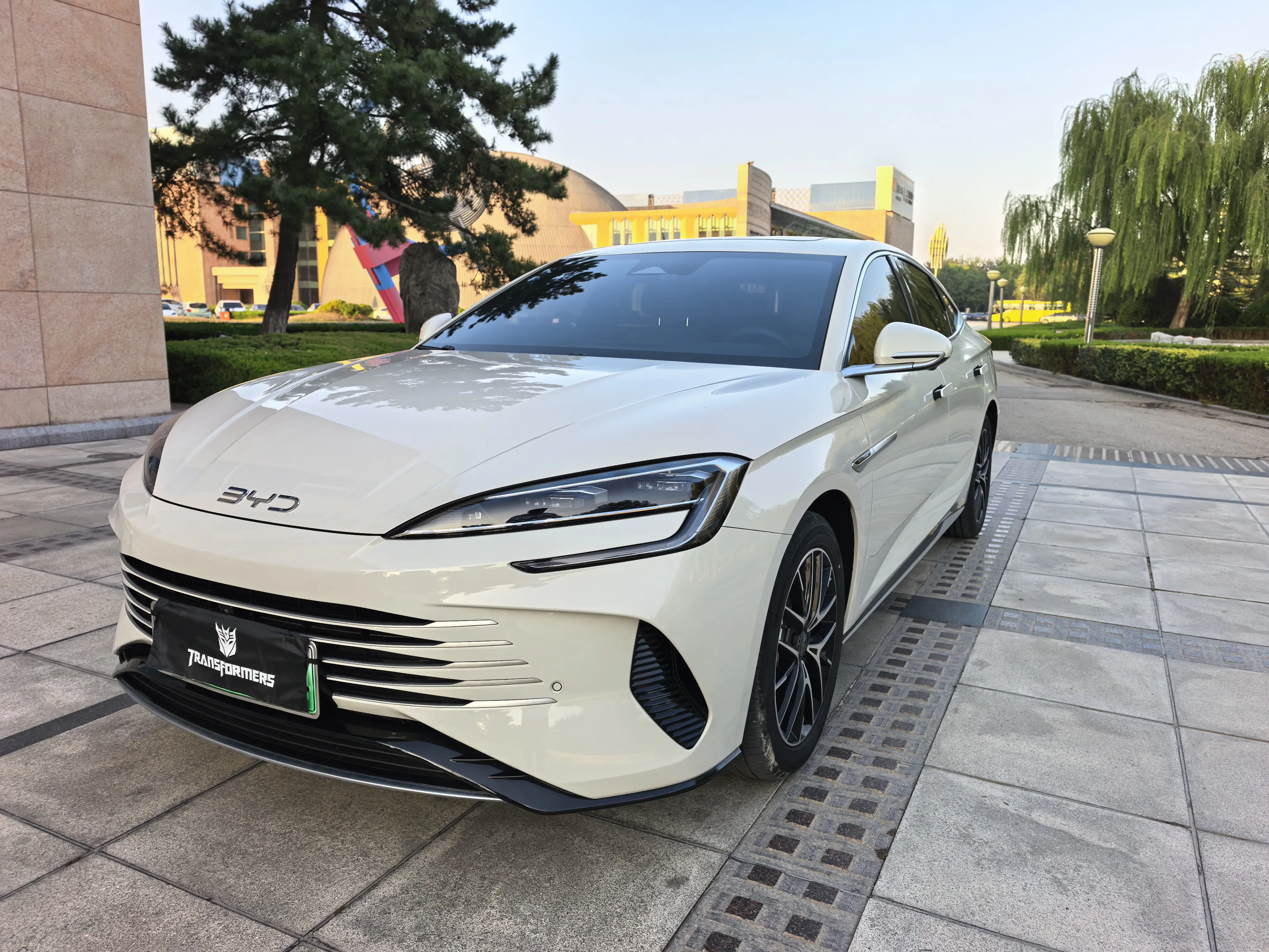 BYD Seal 07DM  из Китая