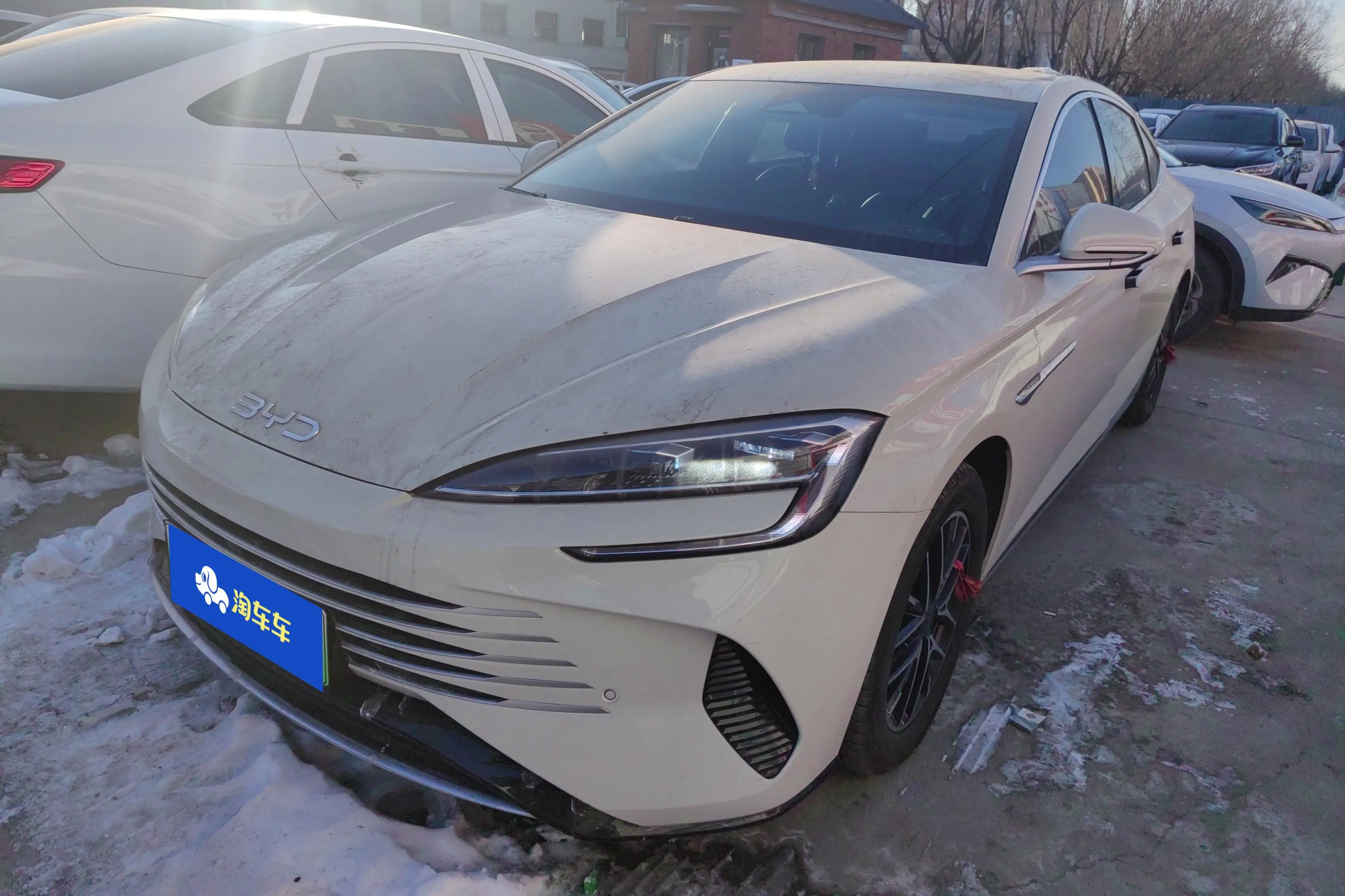 BYD Seal 07DM  из Китая