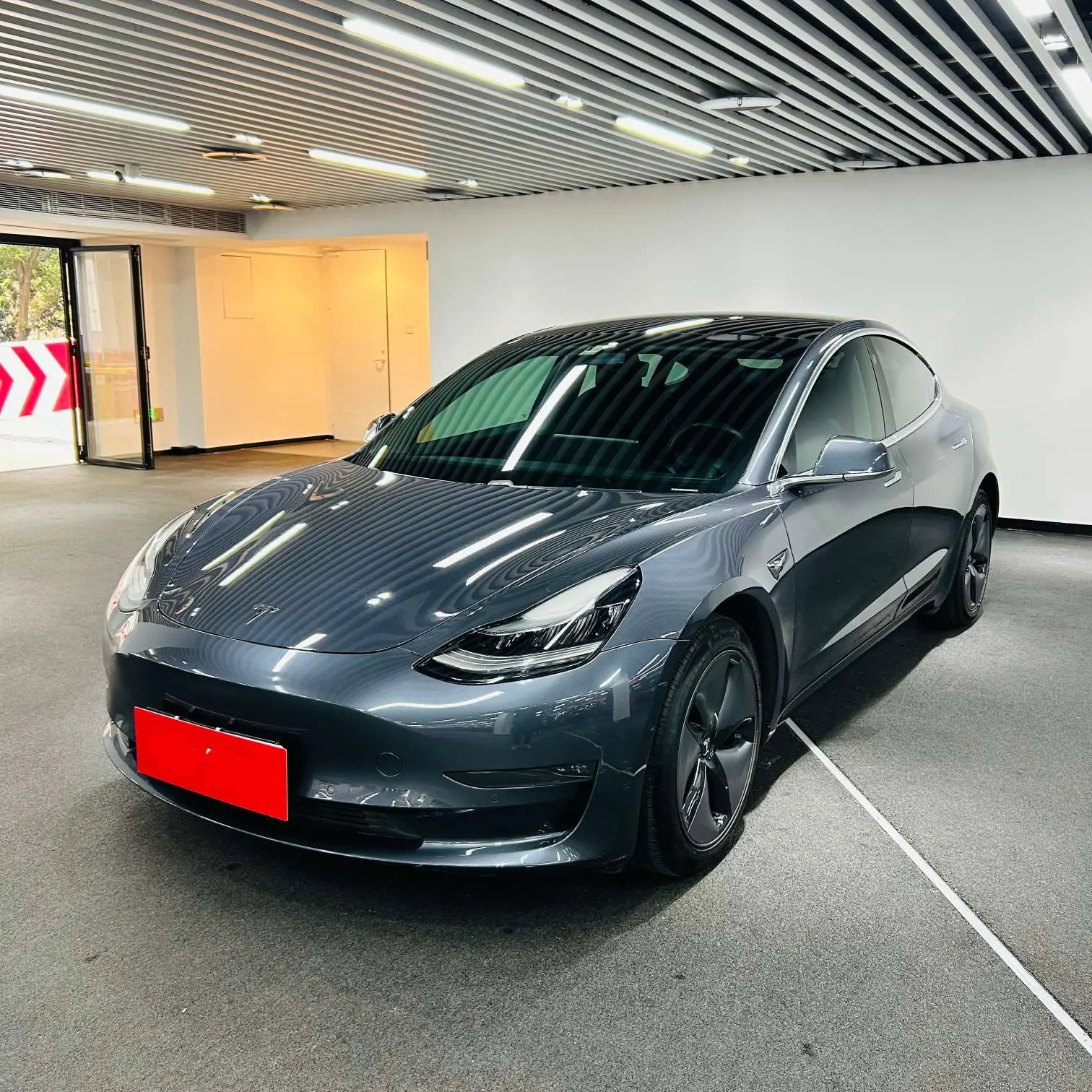 Tesla Model 3  из Китая