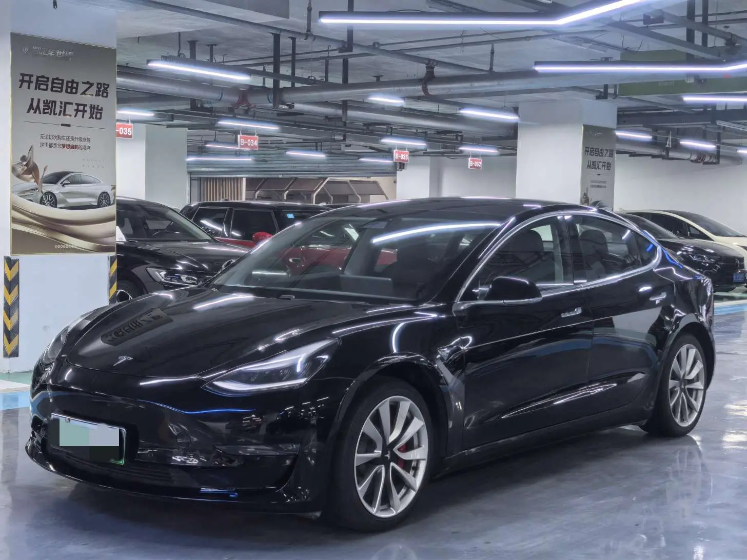 Tesla Model 3  из Китая