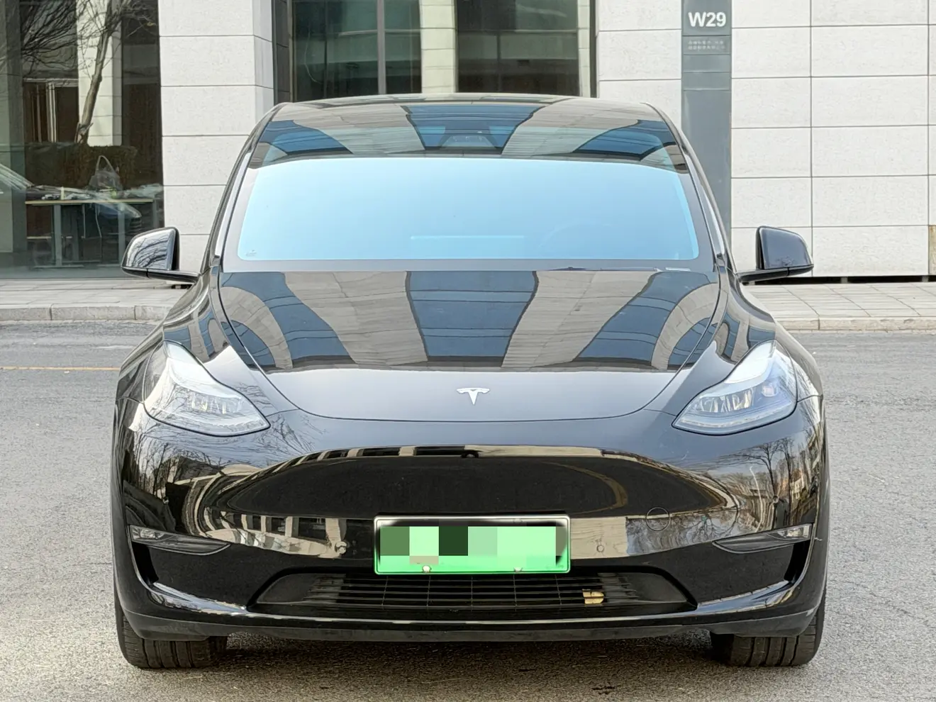 Tesla Model Y  из Китая
