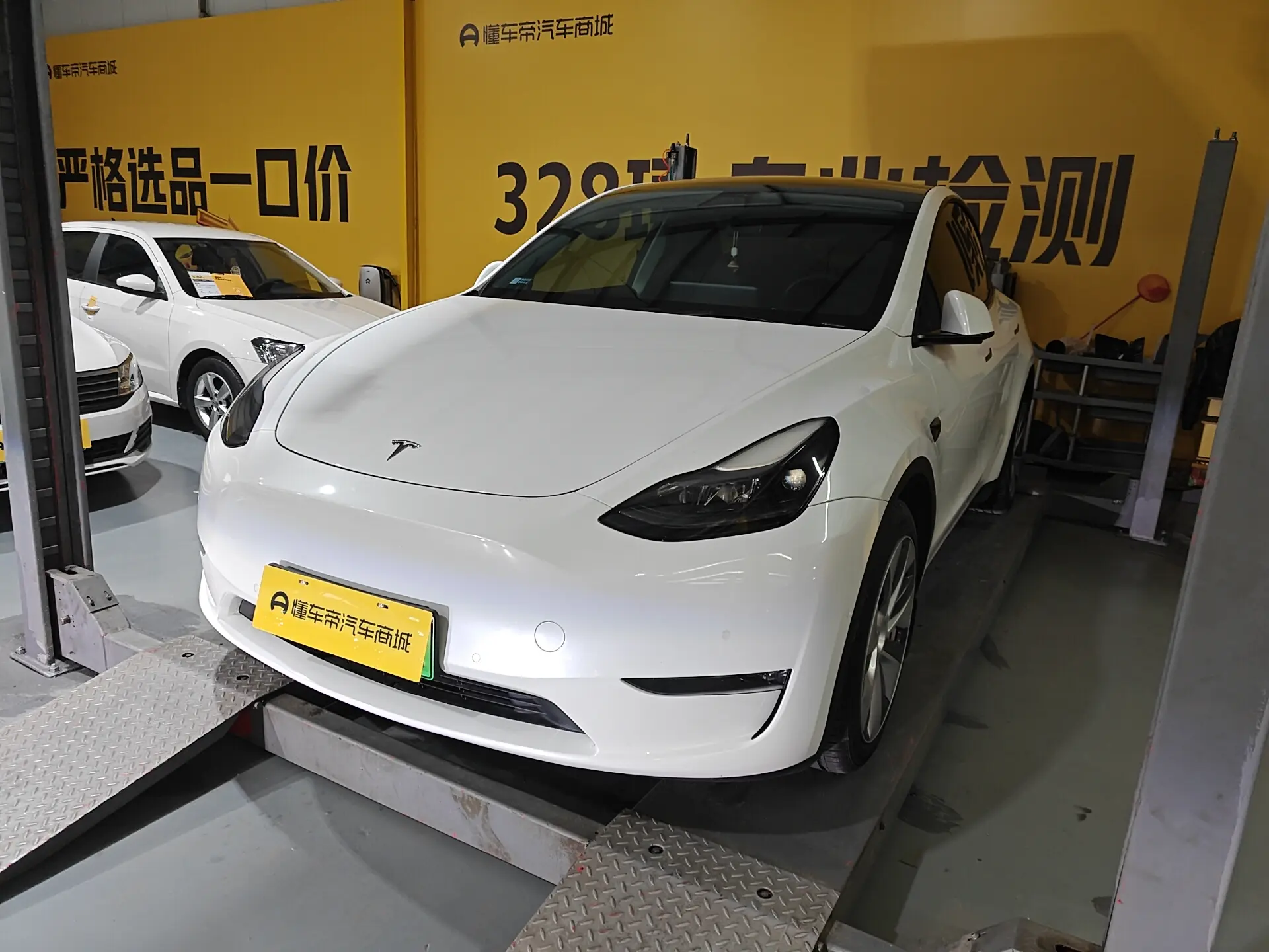 Tesla Model Y  из Китая