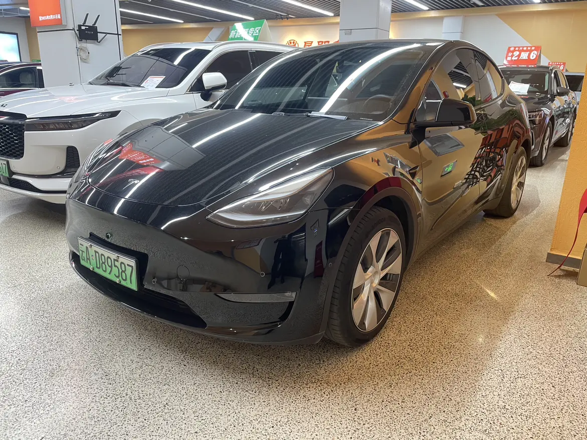 Tesla Model Y  из Китая