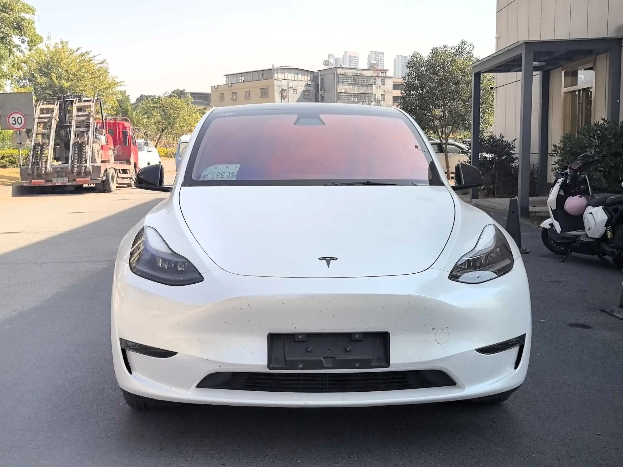 Tesla Model Y  из Китая