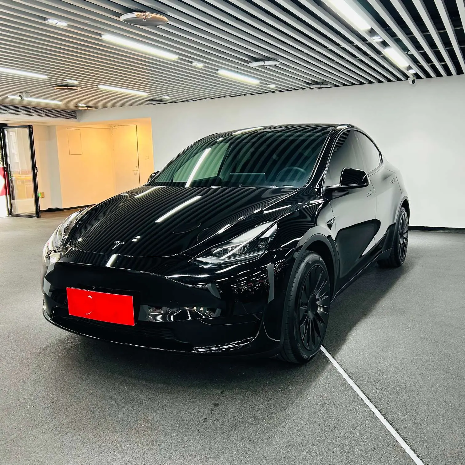 Tesla Model Y  из Китая