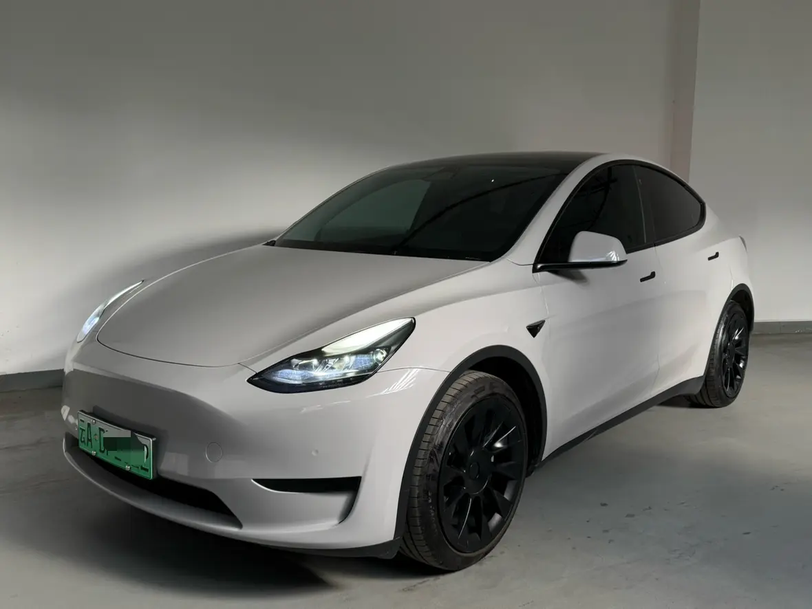 Tesla Model Y  из Китая