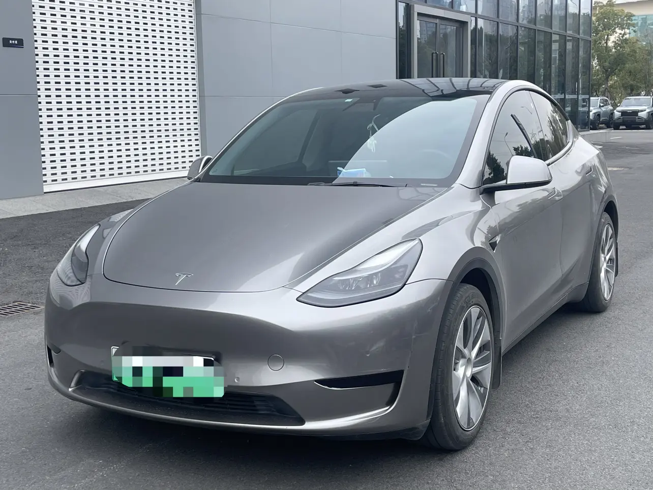 Tesla Model Y  из Китая