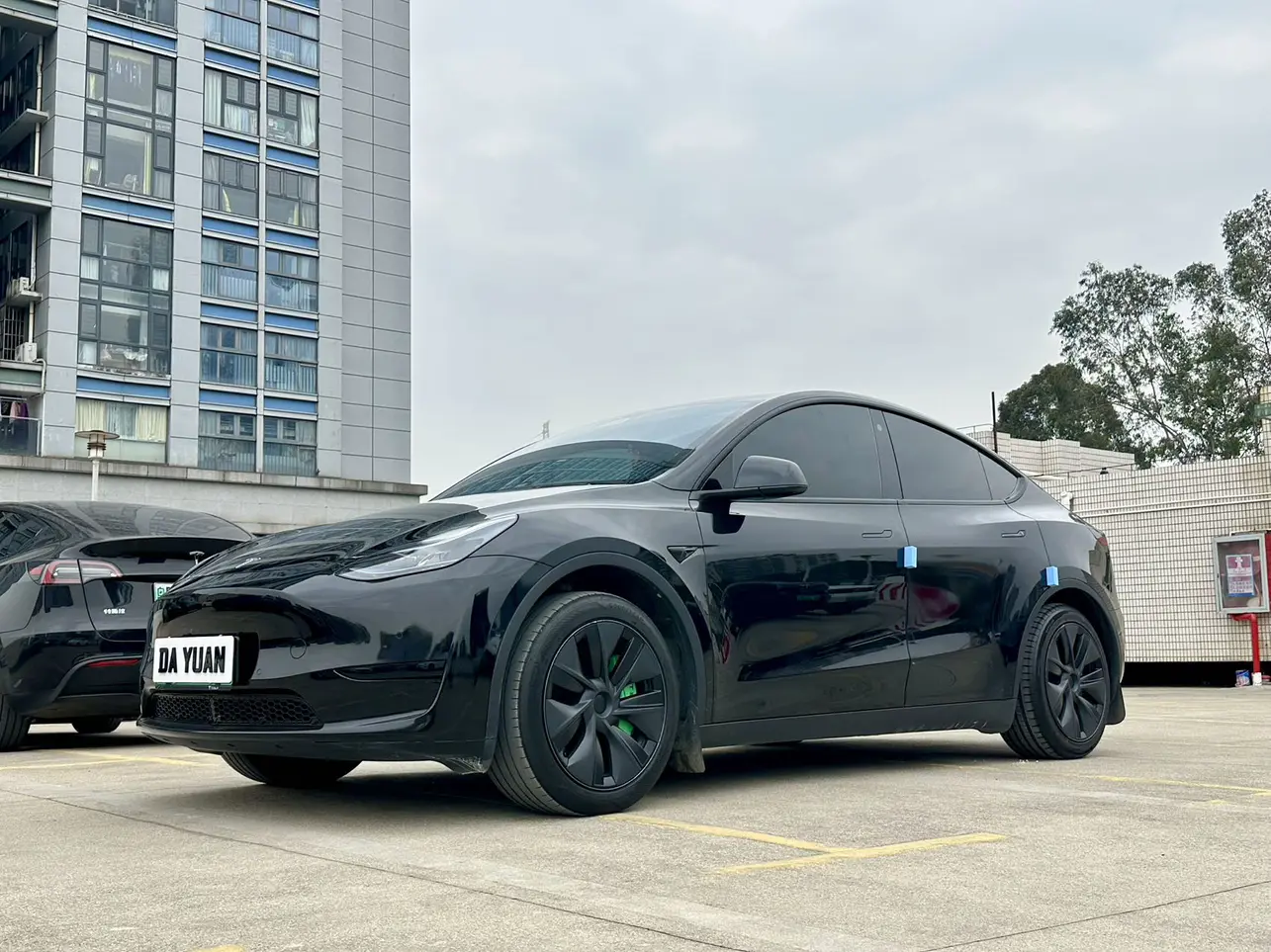 Tesla Model Y  из Китая