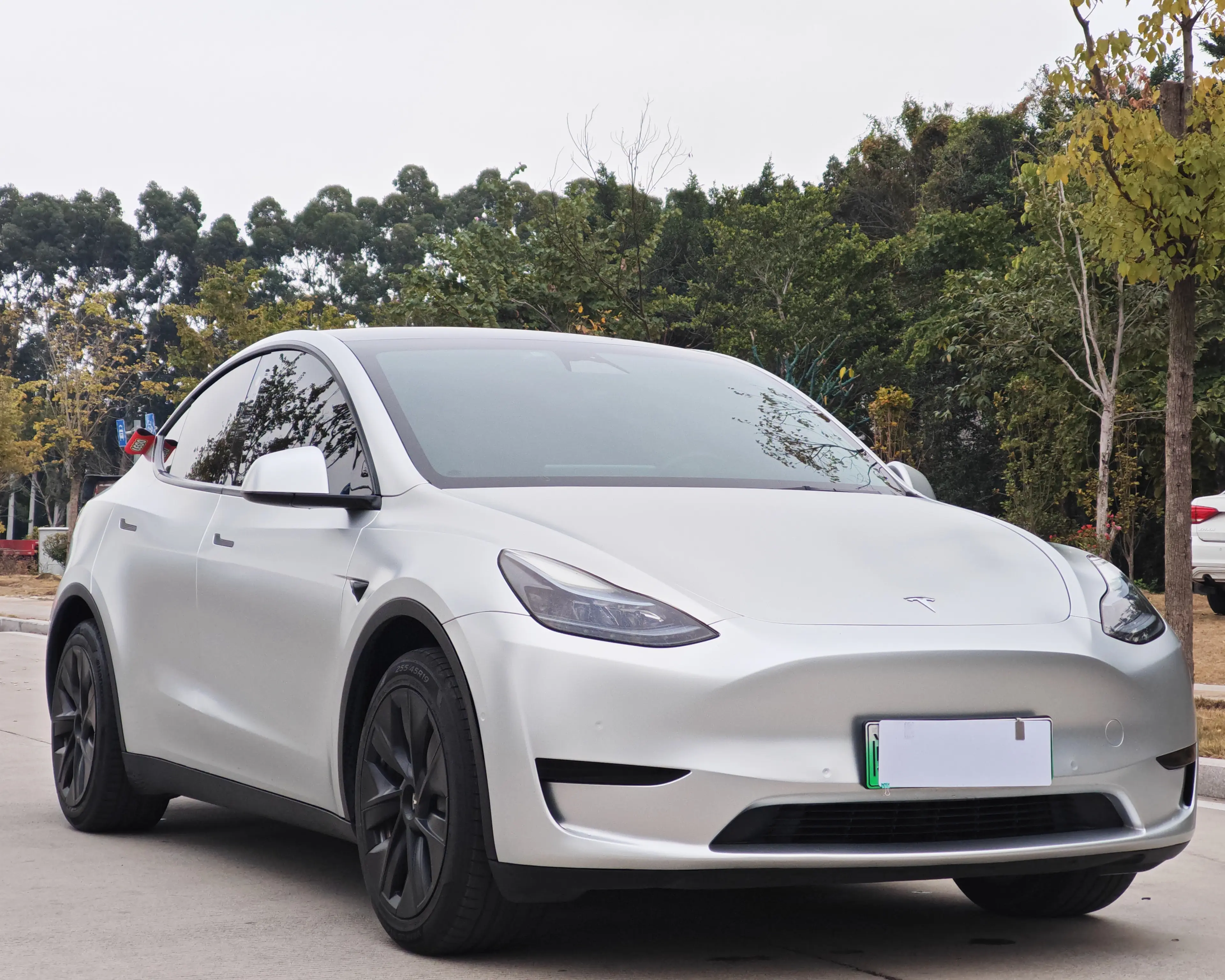 Tesla Model Y  из Китая