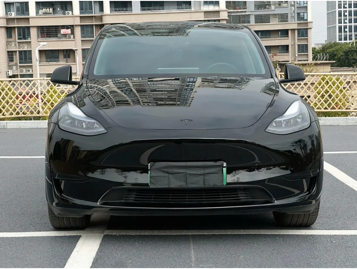 Tesla Model Y  из Китая