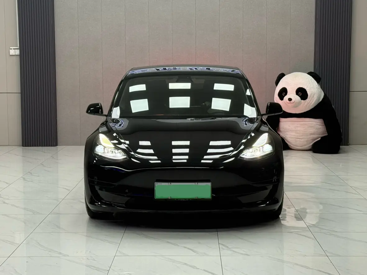 Tesla Model 3  из Китая