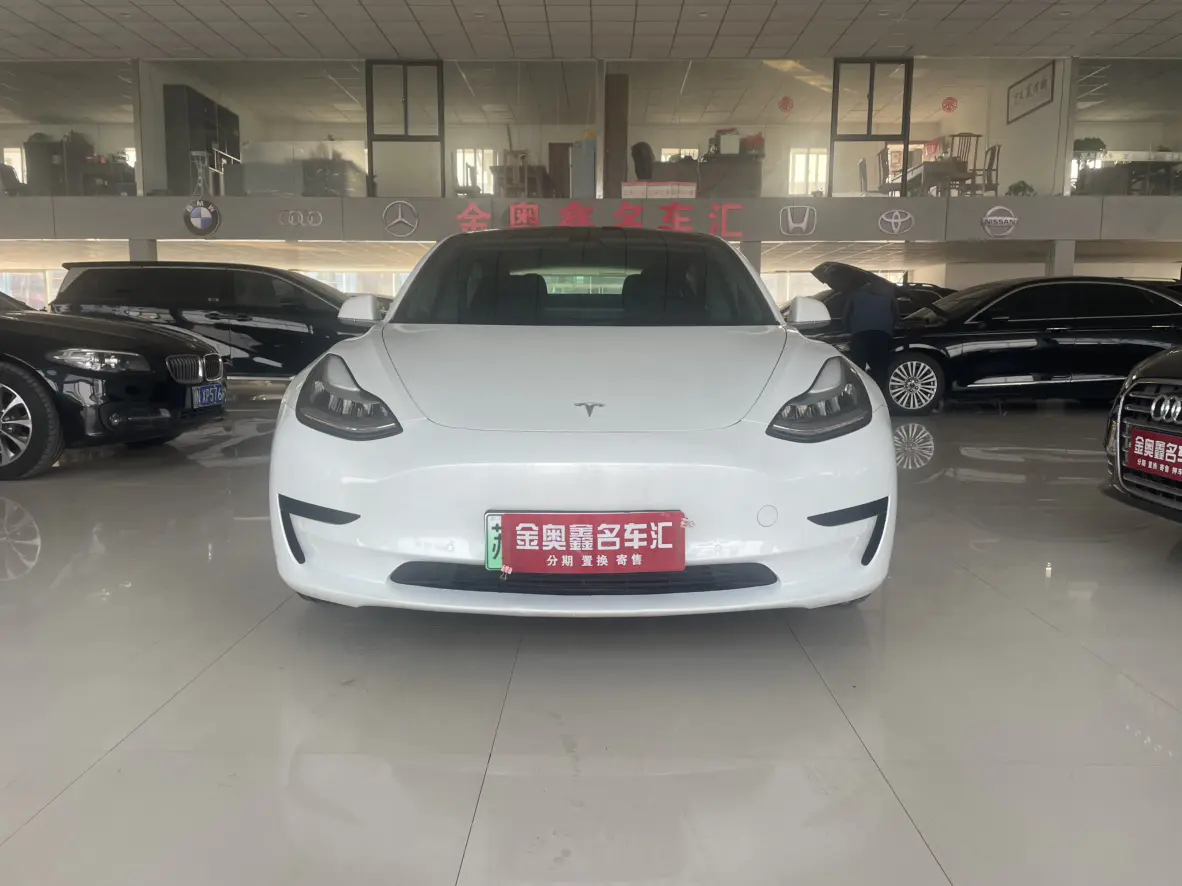 Tesla Model 3  из Китая