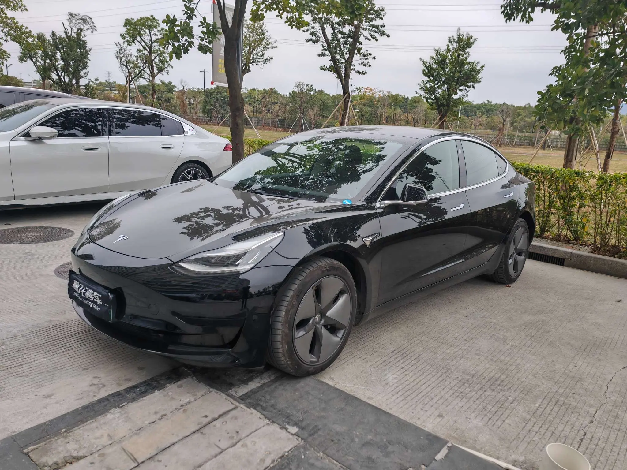 Tesla Model 3  из Китая