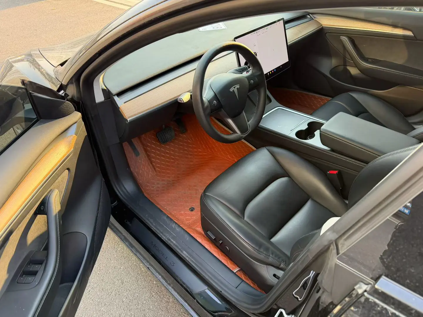 Tesla Model 3  из Китая