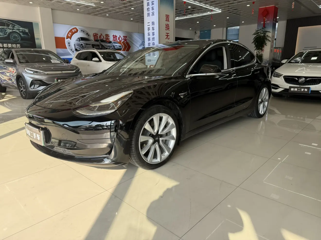 Tesla Model 3  из Китая