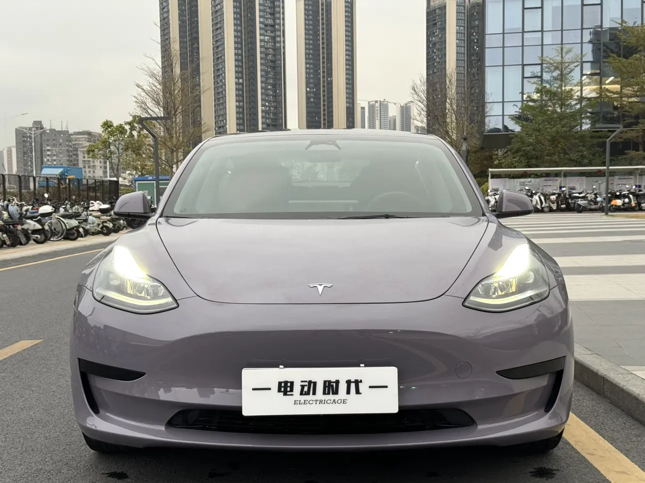 Tesla Model 3  из Китая